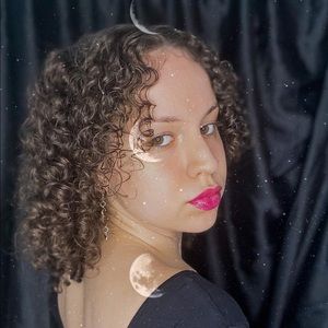 Meet your Posher, Samantha